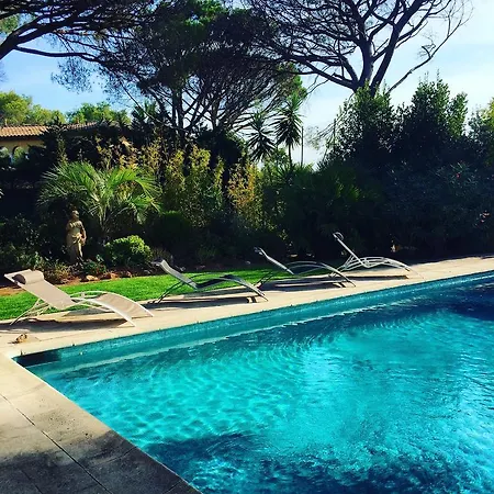Bed & Breakfast Charme Et Detente 3*